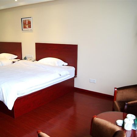 Greentree Inn Anhui Hefei Qianshan Road Business Hotel מראה חיצוני תמונה