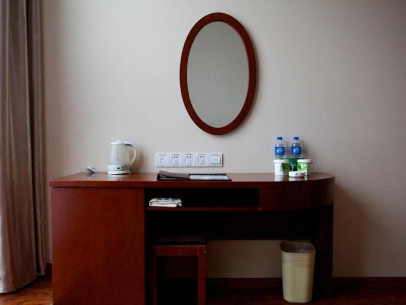 Greentree Inn Anhui Hefei Qianshan Road Business Hotel מראה חיצוני תמונה